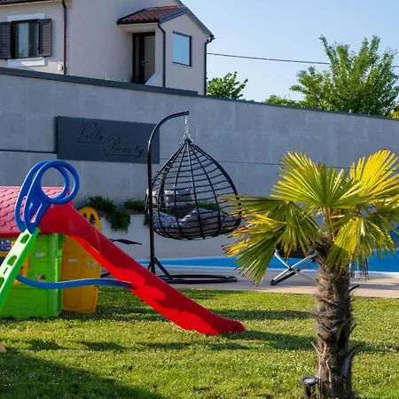 Beauty With Heated Pool And Jacuzzi Kanfanar