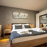 Beauty With Heated Pool And Jacuzzi Kanfanar